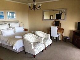 On the Cliff Guest House