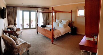 On the Cliff Guest House