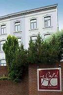 Le Castel Hotel