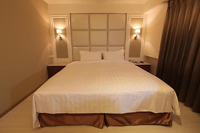 Nest Hotel