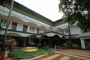 Raja Park Beach Resort