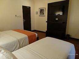 Hotel Esse Davao