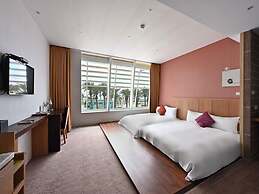 In Young Hotel