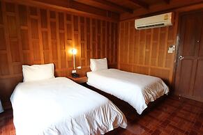 JJ Residence