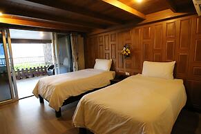 JJ Residence