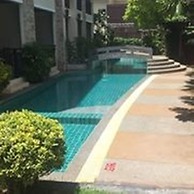 JJ Residence