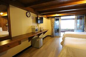 JJ Residence