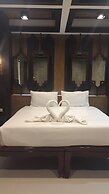 JJ Bungalow & Guest house