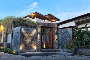 Hu'u Villas