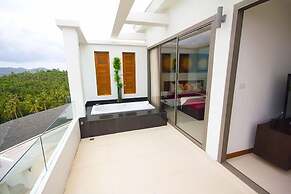 Tropical Sea View Residence