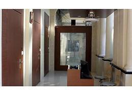 Elphinstone Hotel