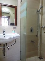Elphinstone Hotel