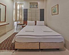 Elphinstone Hotel