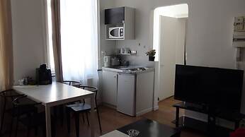 Nationale AppartHotel