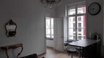 Nationale AppartHotel