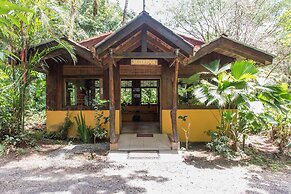 Arenal Oasis