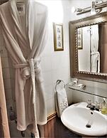 Along River Ridge