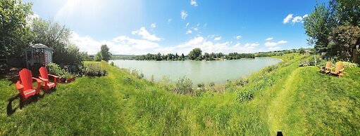 Along River Ridge