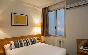 Hotel Zaragoza Plaza