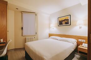 Hotel Zaragoza Plaza
