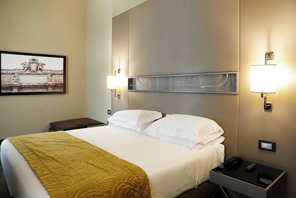 Rome Life Hotel