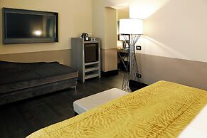 Rome Life Hotel