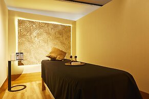 EK Hotel By Preferred Hotels Group