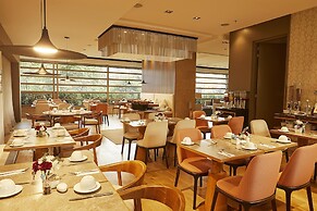 EK Hotel By Preferred Hotels Group