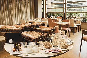 EK Hotel By Preferred Hotels Group