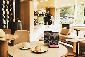 EK Hotel By Preferred Hotels Group
