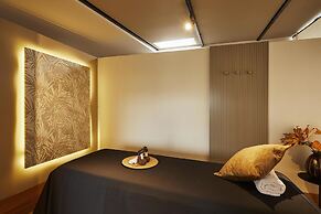 EK Hotel By Preferred Hotels Group