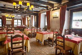 Hotel La Posada Regia