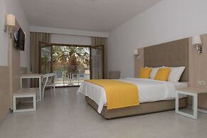 Aristoteles Holiday Resort & Spa