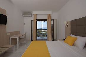 Aristoteles Holiday Resort & Spa