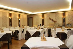 Dryas Hotel