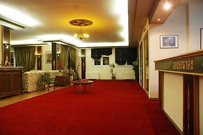 Dryas Hotel