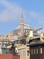 Spinel Hotel