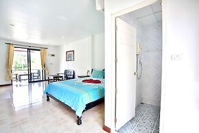 Lotus Friendly Hotel