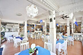 Lotus Friendly Hotel