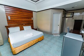 Dumaluan Beach Resort
