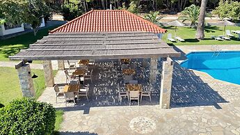 Zeus Hotel