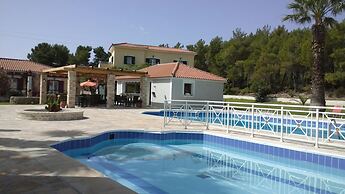Zeus Hotel