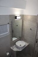 Zeus Hotel