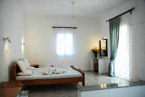 Zeus Hotel
