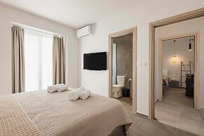 Kouros Exclusive Suites - Adults Only