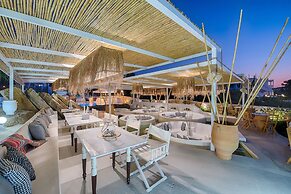 Kouros Exclusive Suites - Adults Only