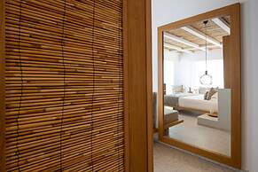 Kouros Exclusive Suites - Adults Only