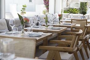 Kouros Exclusive Suites - Adults Only