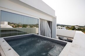 Kouros Exclusive Suites - Adults Only