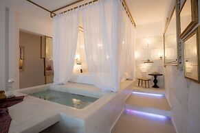 Kouros Exclusive Suites - Adults Only